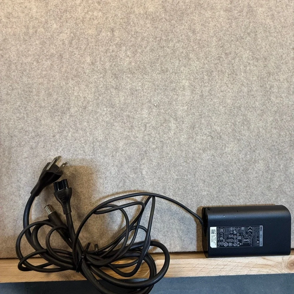 Dell 65W AC Adapter Laptop Charger 19.5V 3.34A HA65NS5-00 0JNKWD Black